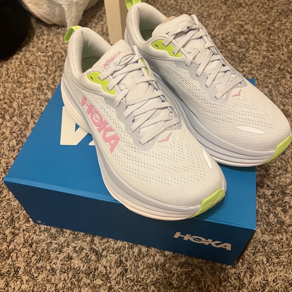 Women’s size 9 brand new HOKA bondi 8 sneaker in color sea ice/ pink twilight
